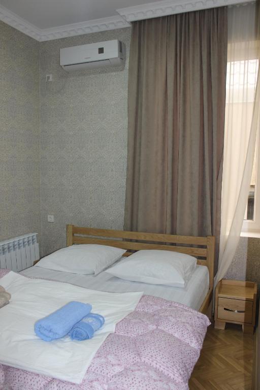 Hotel Elegance room 1